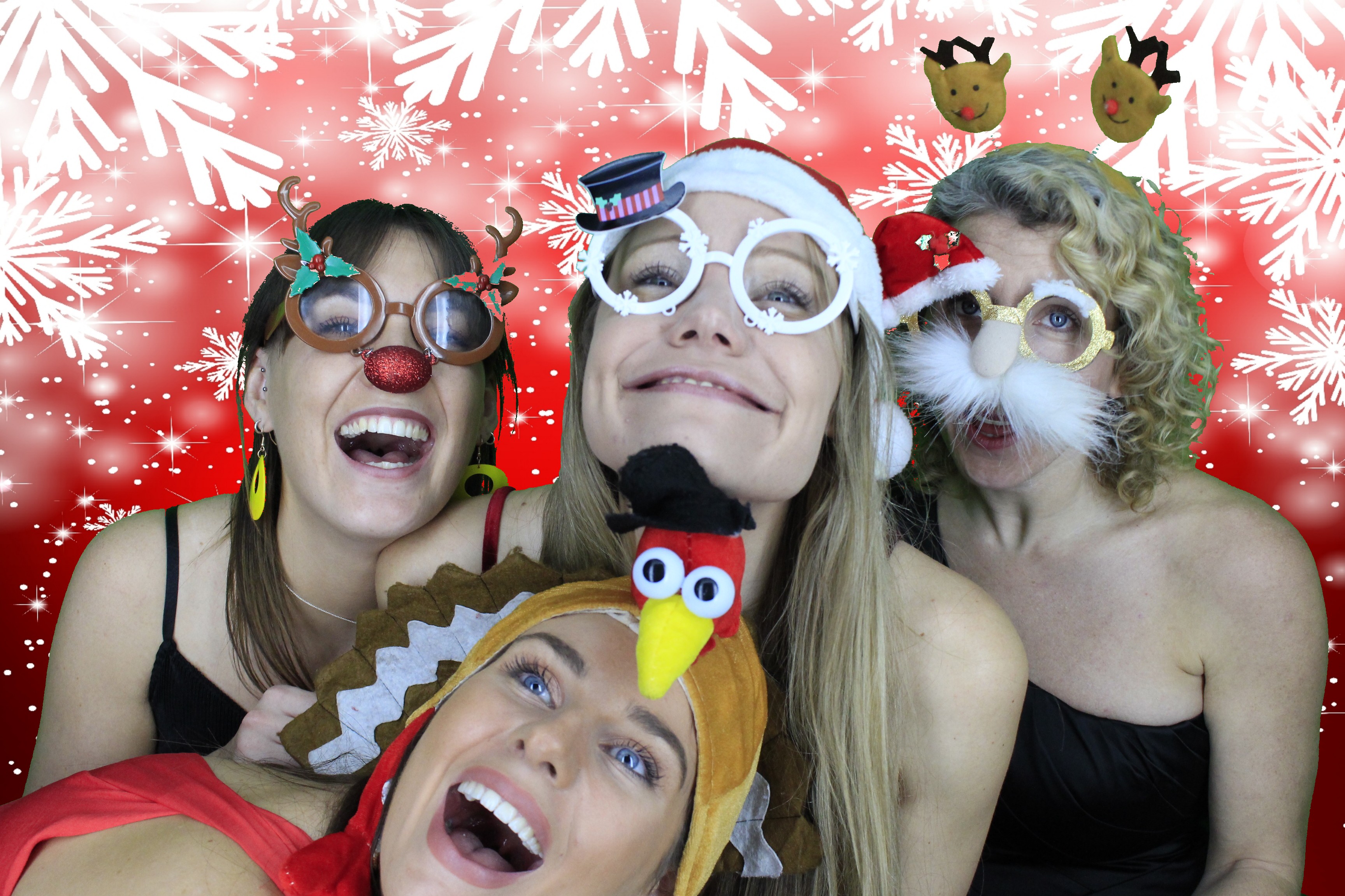 Acosta Europe Christmas Party 2018 | View more photos from the event at gallery.myphotoboothexperience.co.uk/u/MyPhotoBoothExperienceLtd/Acosta-Europe-Christmas-Party-2018